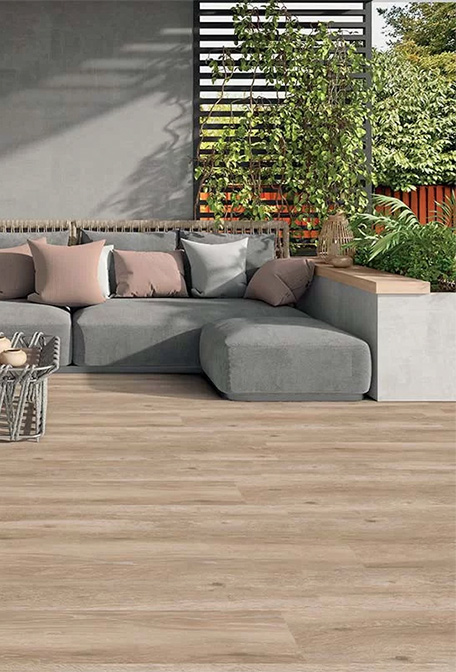 carrelage-exterieur-imitation-bois-beige-23-x-120-cm-pecan-beige-grip